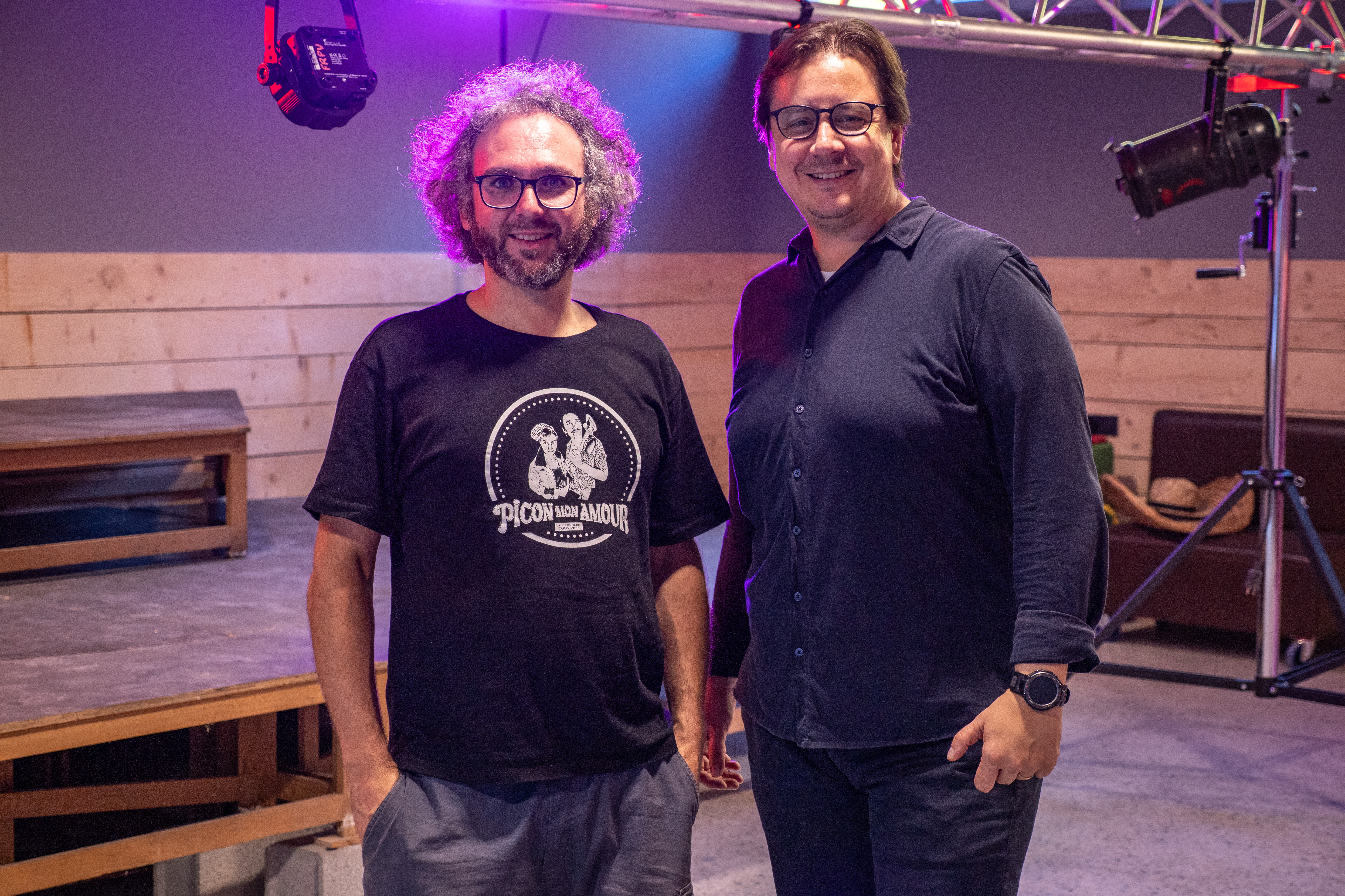 Sébastien Crouilles, co-président de l'association Loco-motive 48 et Juan Carlos Montenegro, salarié de RTE et coach bénévole de l'association 